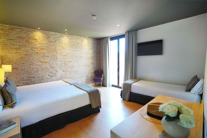 Room 19 of 59