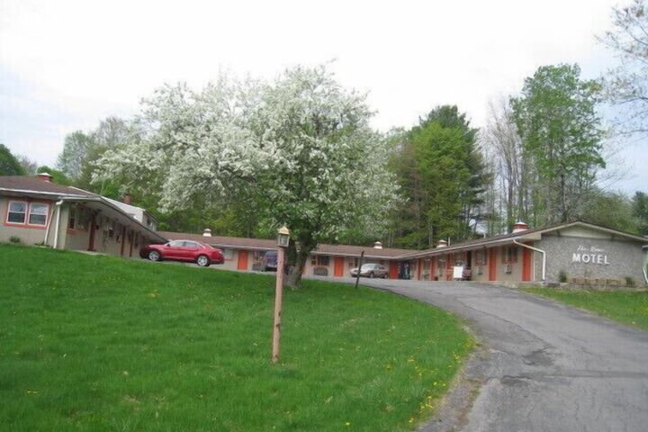 Property Grounds 36 of 43