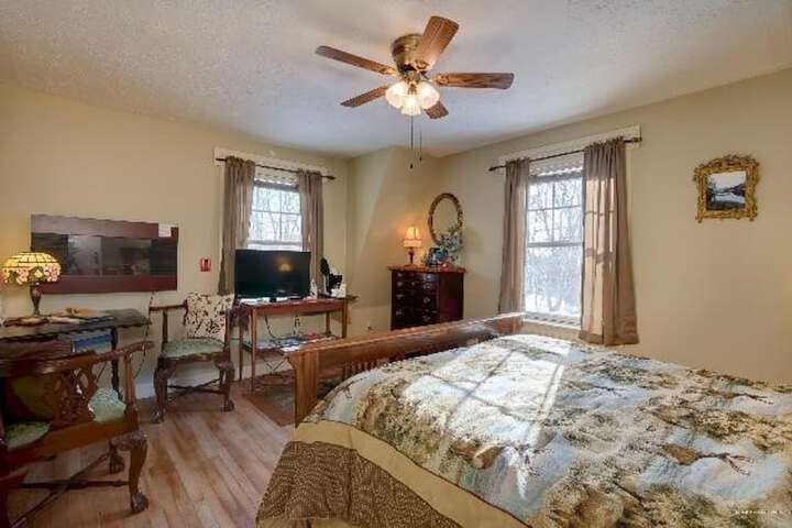 Room 16 of 43