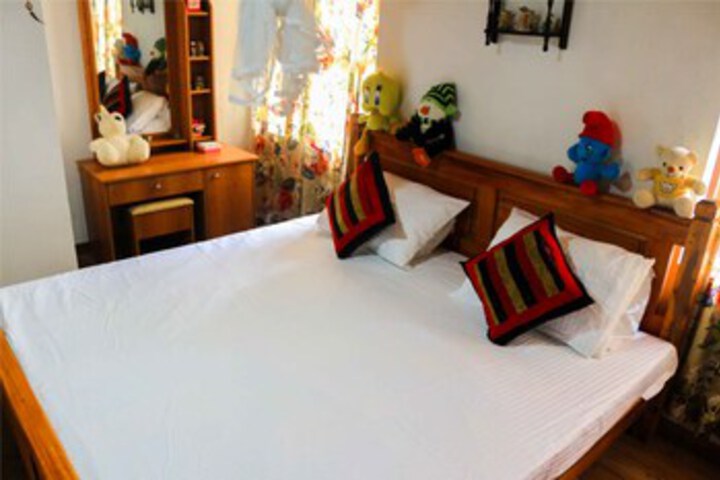 Room 8 of 22