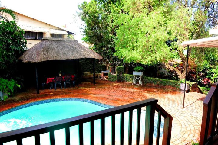 Pool Hotel