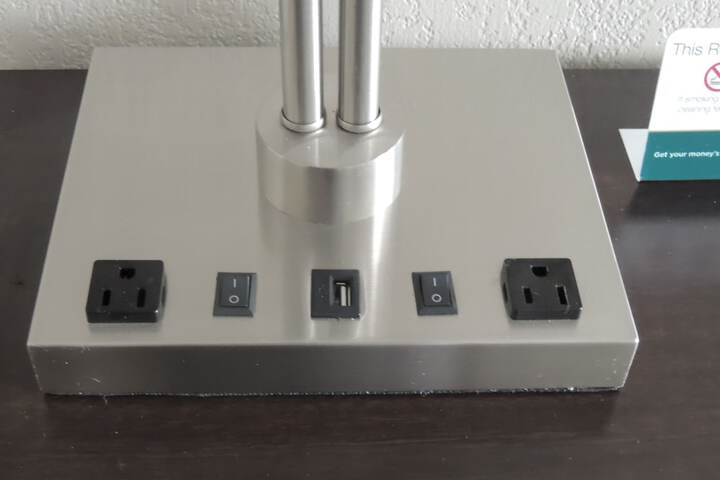 1 King Bed (7 of 9)