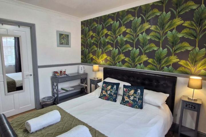 Room 185 of 263