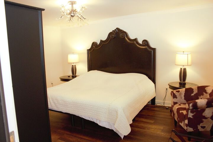 Room 3 of 22