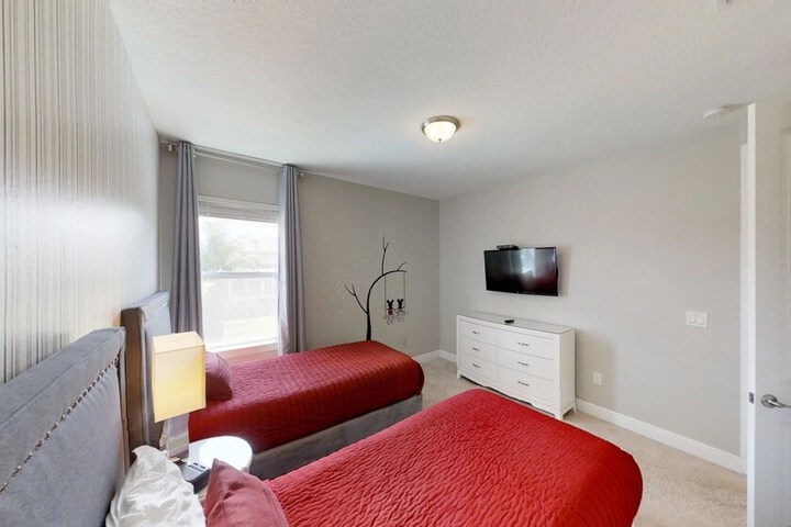 Room 11 of 41