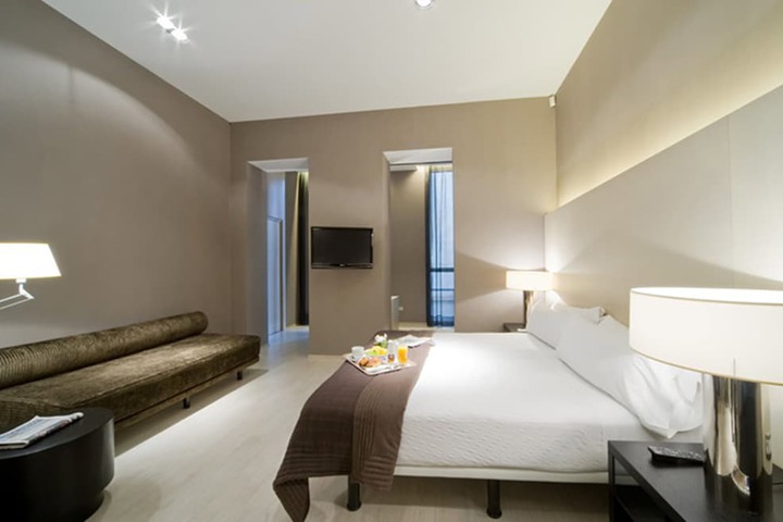 Room 7 of 41