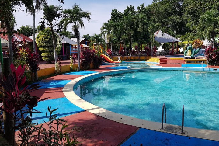 Pool 35 of 68