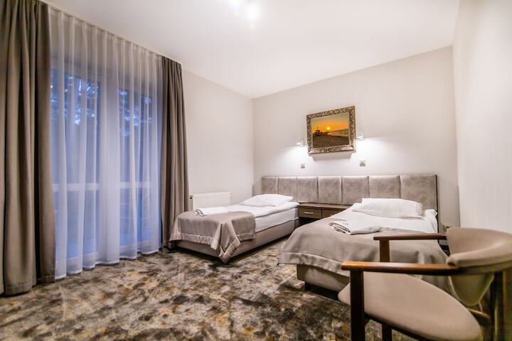Room 20 of 132