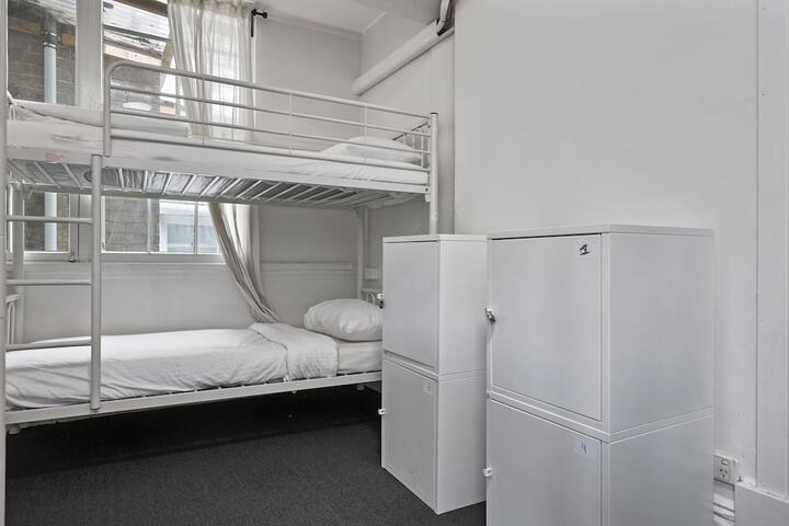 Room 2 of 14