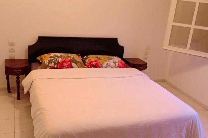 Room 15 of 16