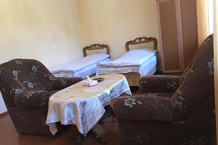 Room 5 of 14