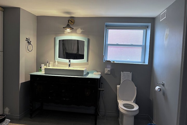 Room 130 of 162