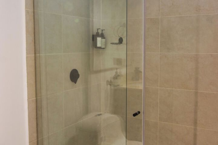 Room 15 of 31