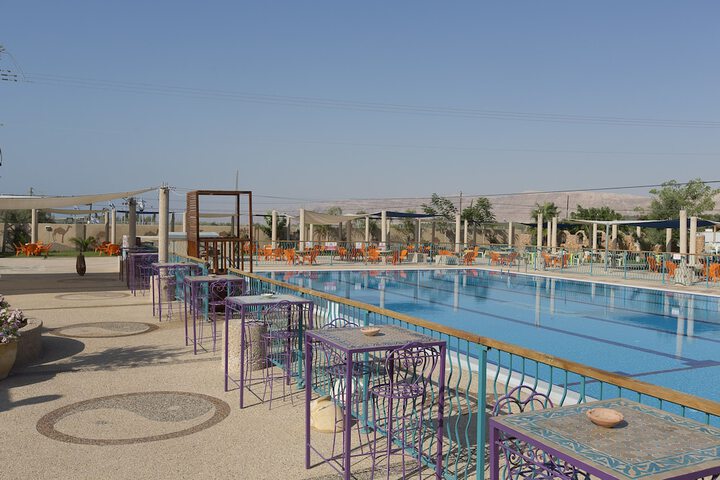 Pool 30 of 56