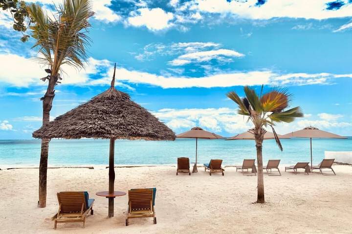 Coral Reef Beach Resort
