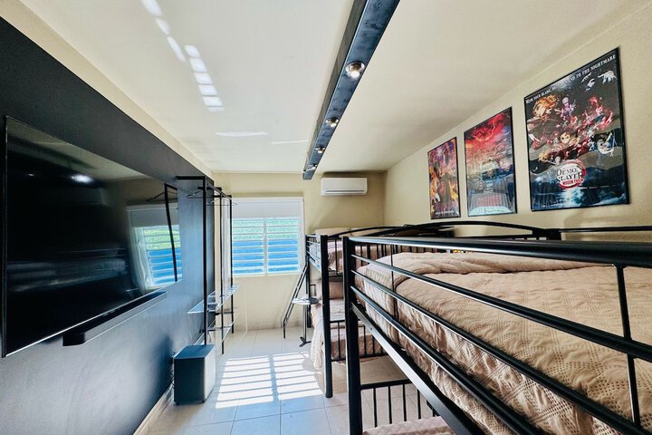 Room 55 of 224