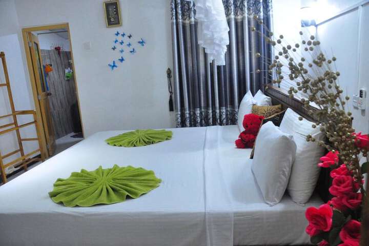 Room 5 of 41