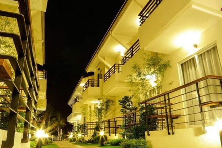 Hotel 30 of 32