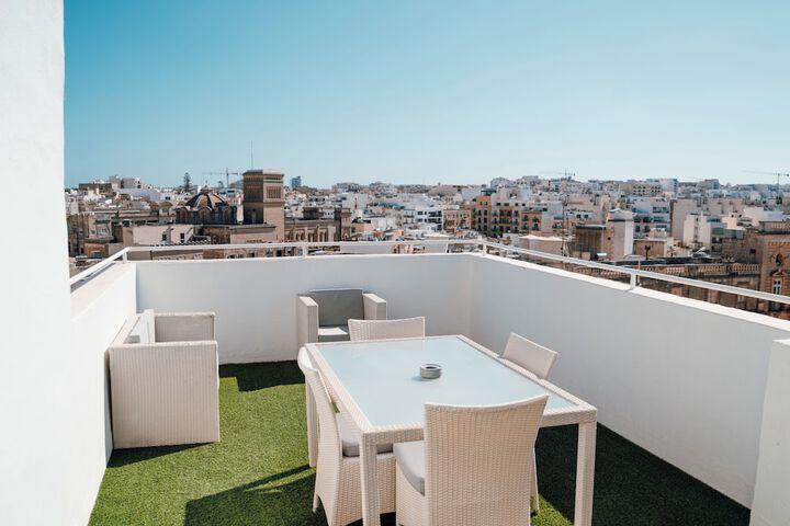 Terrace/Patio 16 of 32