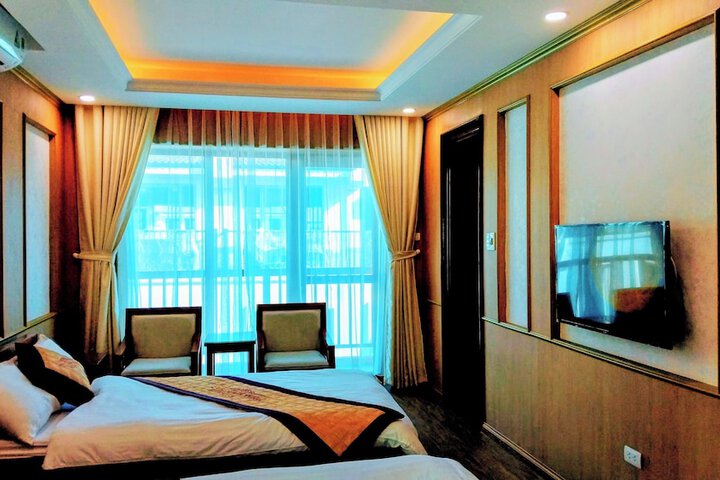 Room 14 of 50