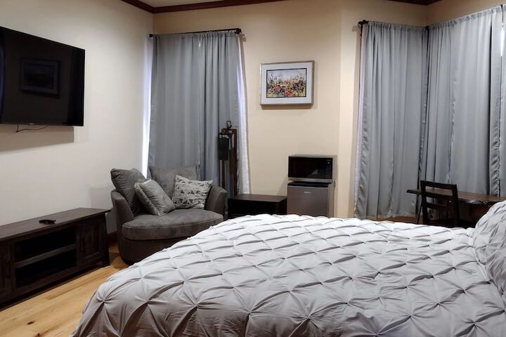 Room 7 of 10