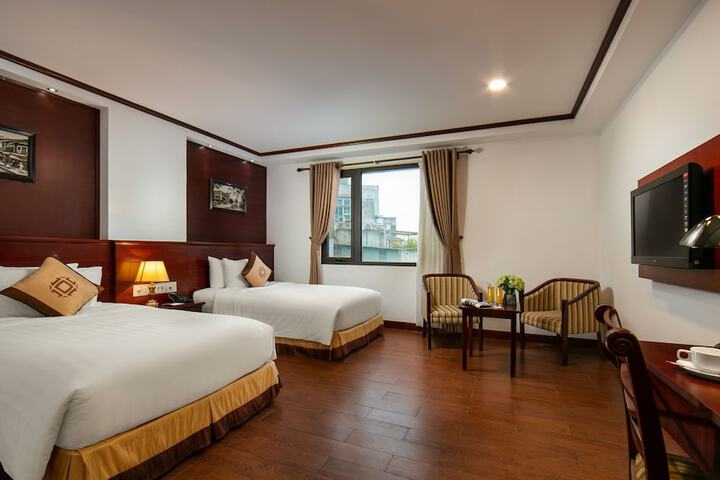 Room 20 of 97