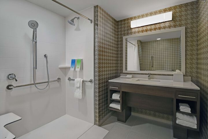 Bathroom shower
