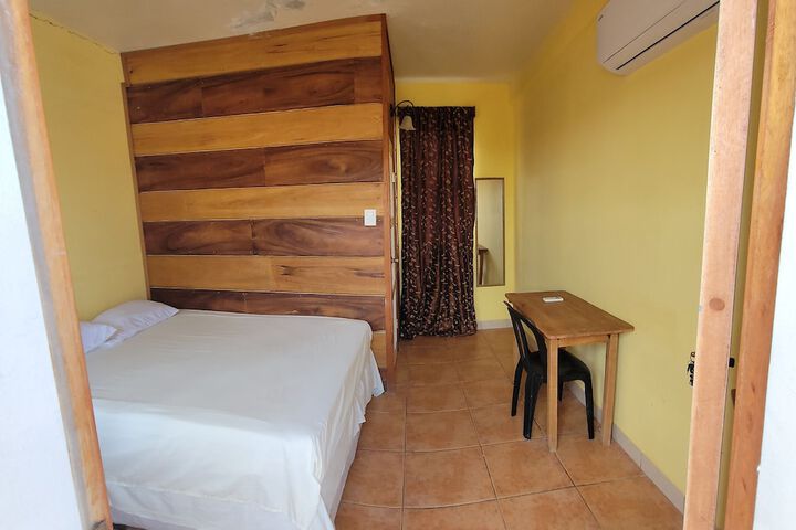 Room 3 of 30