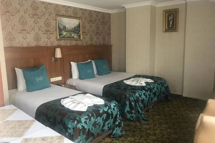 Room 6 of 40