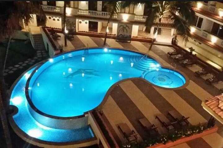 Hotel Exterior 63 of 67