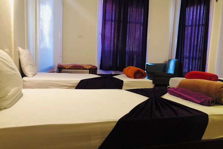 Room 16 of 37