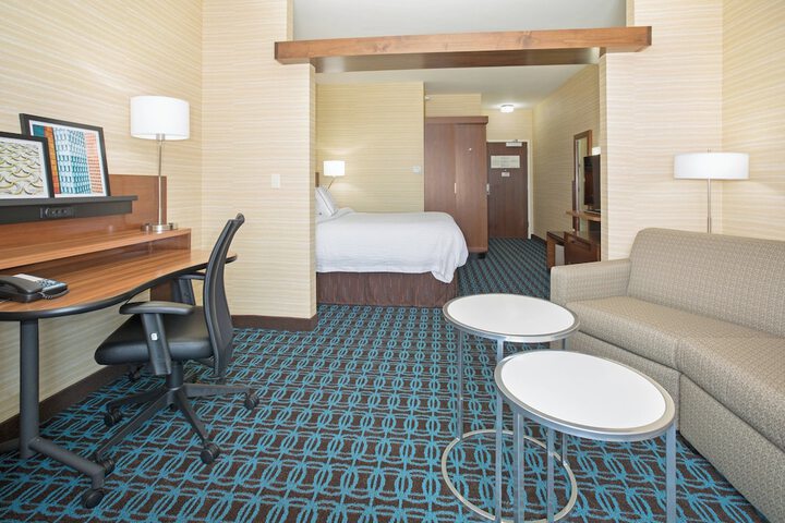 Room 6 of 30