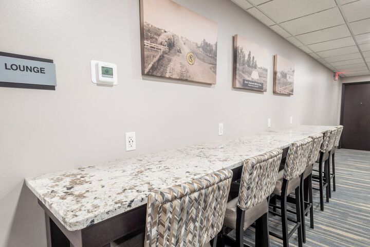 Breakfast/Coffee Service 13 of 16