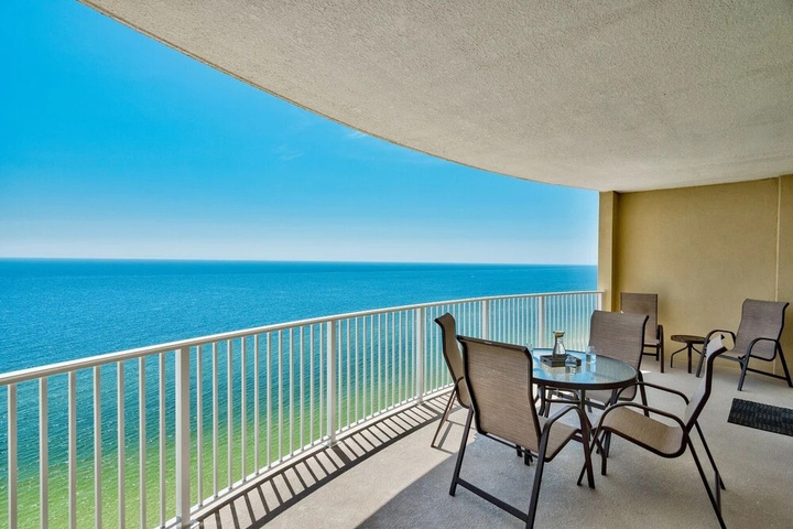 Terrace/Patio 6 of 13