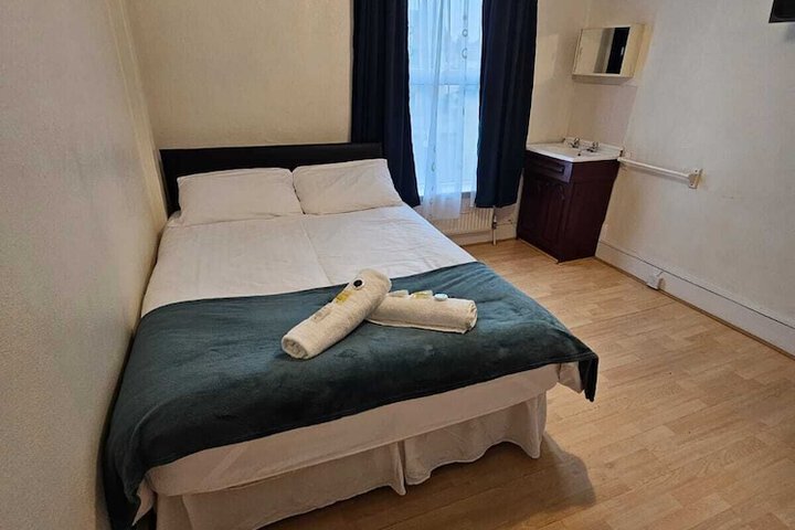 Room 47 of 64
