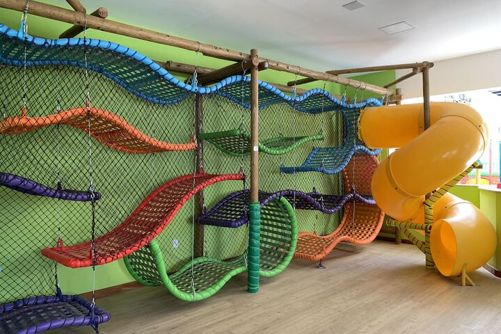 Children's play area - indoor