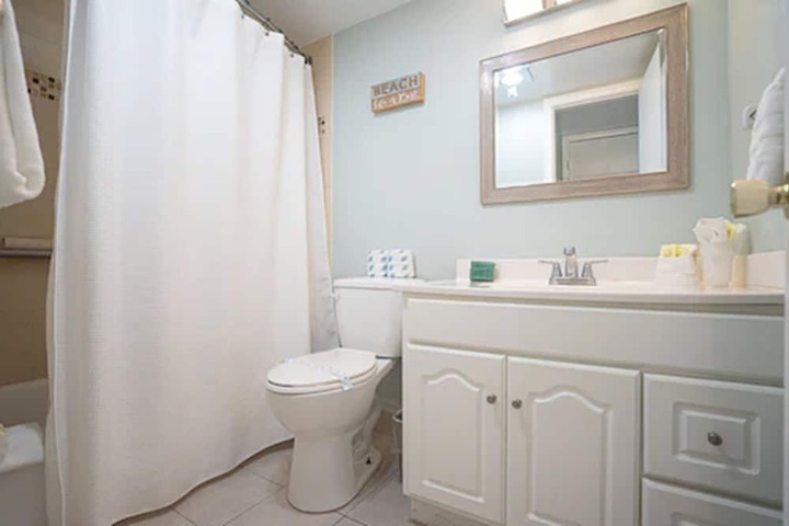 Room 1 of 22