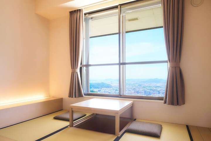 Room 15 of 178