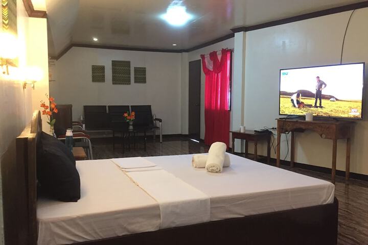 Room 8 of 20