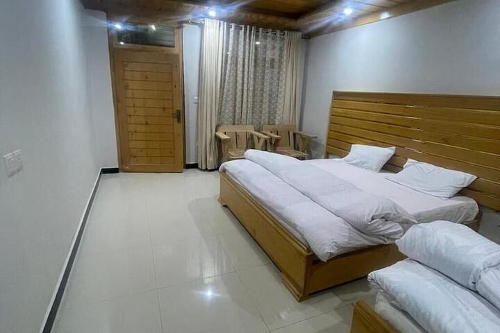 Room 25 of 26