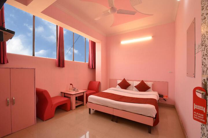 Room 5 of 5