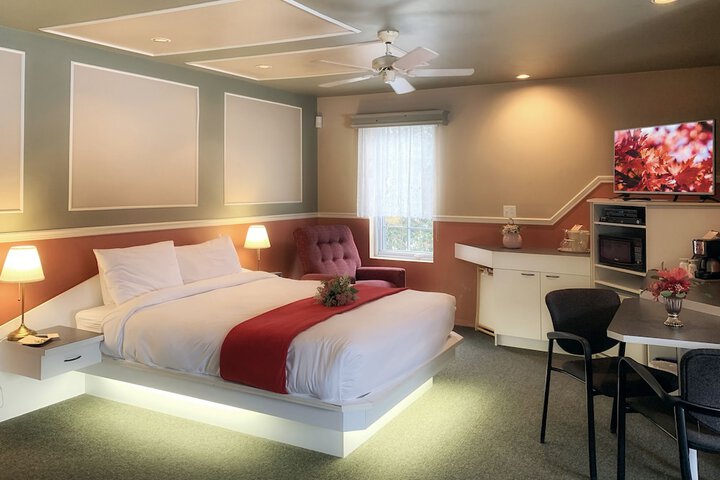 Room 14 of 35