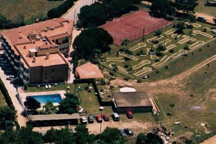 Hotel 65 of 65