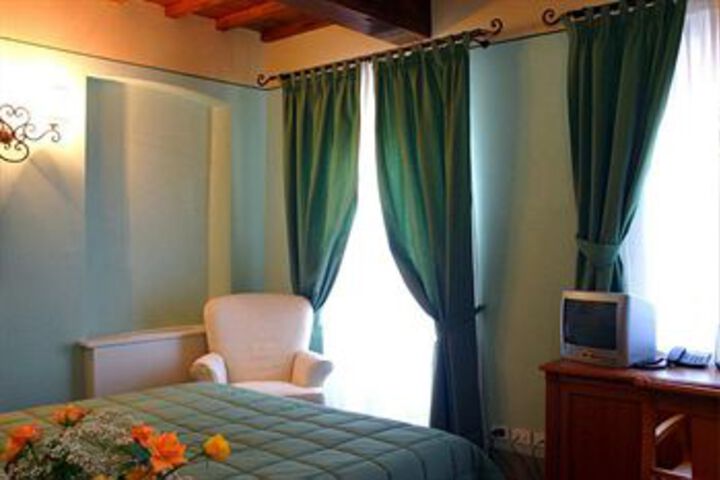 Room 35 of 56