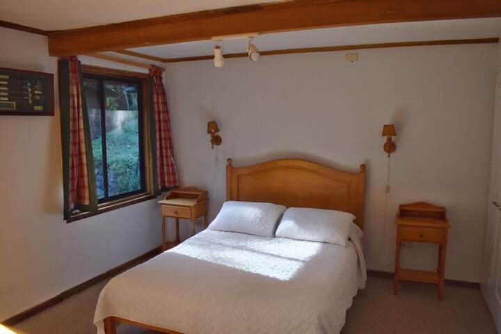 Room 5 of 26