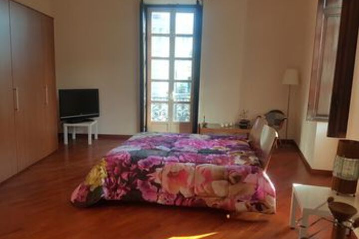 Room 6 of 15