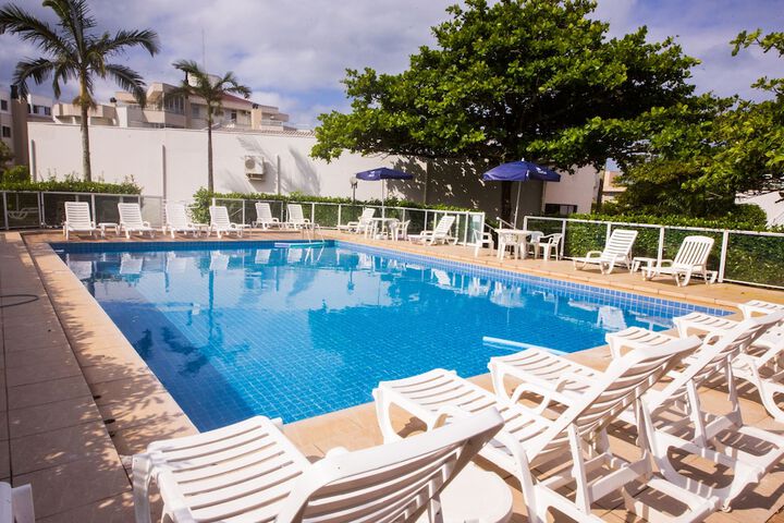 Hotel with Pool