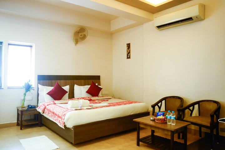 Room 3 of 15