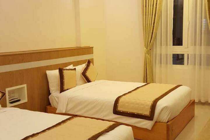 Room 17 of 44