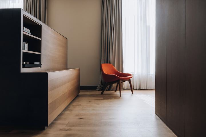 Room 70 of 128